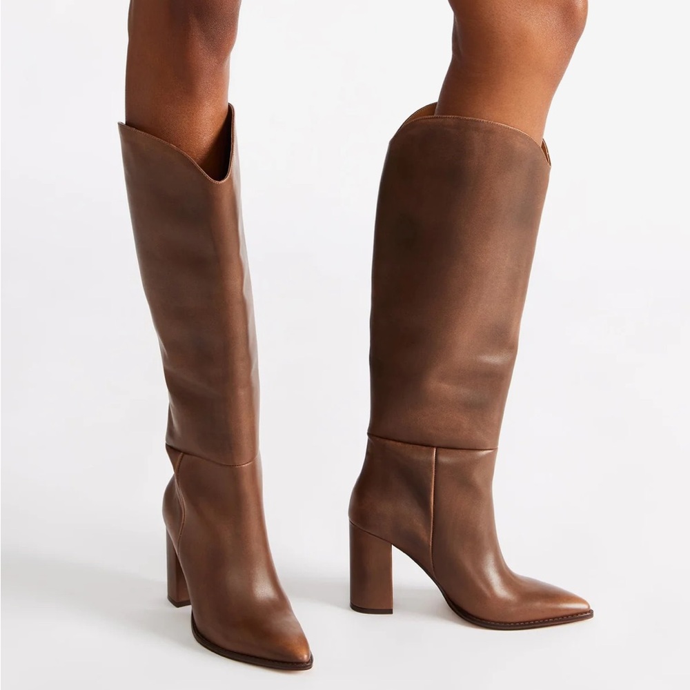 BRAND NEW STEVE MADDEN BROWN BOOTS